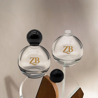 Botol Parfum Kaca Klasik Berkualitas Tinggi 50ml 80ml dengan Tutup Hitam Atomizer Cetak Sablon Digunakan untuk Parfum dan Makeup