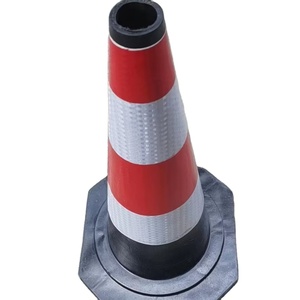 Cône de signalisation routière en PVC réfléchissant pour entrepôt - Product Image 1