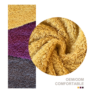 Suministro de fábrica <span class=keywords><strong>amarillo</strong></span> 100% <span class=keywords><strong>tela</strong></span> de poliéster suave <span class=keywords><strong>tela</strong></span> de felpa de terciopelo personalizada para ropa - Product Image 1