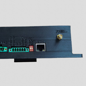 Sistema de Medición de Temperatura por Fibra Óptica Fluorescente con Transmisión de Señal Óptica, Respuesta Rápida y Larga Duración - Product Image 1