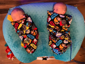 Customized <strong>Twins</strong> Baby <strong>Breastfeeding</strong> Nursing <strong>Pillows</strong> <strong>Twin</strong> <strong>Pillow</strong> Cushion - Product Image 3