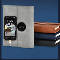 Carnet de notes A5 personnalisé en cuir PU 2026 avec lampe torche, bloc-notes et batterie externe sans fil à LED avec logo