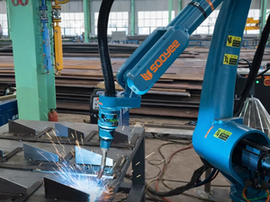 Robot de Soldadura Sooyee SYH1806B de 6 Ejes, Carga Útil de 6 kg, Alcance de 1800 mm, Soldadura Industrial por Arco, Motor de 2500 W, 380 V, PLC, Caja de Cambios, Rodamientos - Product Image 3