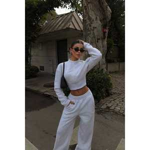 Ensemble décontracté gris Doutzen grande taille, confortable et respirant, survêtement d'hiver personnalisé imprimé par sublimation avec logo - Product Image 3