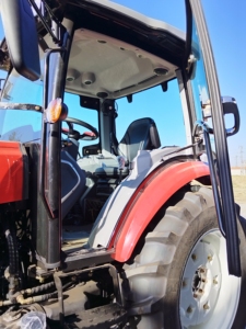 Tracteur agricole polyvalent avec accessoires de motoculteur rotatif en option, tracteur agricole haute traction de 90 CV - Product Image 6