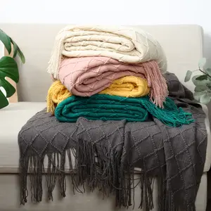 Manta de acrílico verde de lujo para sofá cama, cobertor decorativo de punto urdimbre con borlas, venta al por mayor