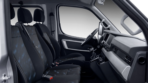 Chinois 6M Cargo Van Dongfeng toit haut <span class=keywords><strong>3</strong></span> places grand <span class=keywords><strong>espace</strong></span> de chargement avec Version <span class=keywords><strong>Diesel</strong></span> en vente - Product Image 6