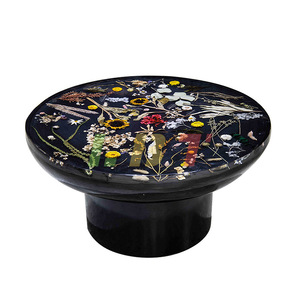 Table basse en résine personnalisée avec fleurs et plantes intégrées pour hall d'hôtel et usage en club, cadre en acrylique durable - Product Image 1