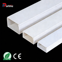 Goulotte de câblage en PVC en forme d'arc/carrée - Anti-écrasement, robuste, ignifuge (Blanc) pour la protection des câbles au sol