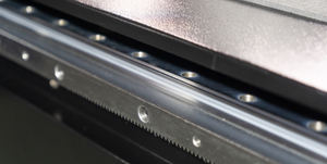 Découpeuse industrielle de bâche de PVC pour le coupeur extérieur de structure de membrane d'alimentation automatique de structures - Product Image 4