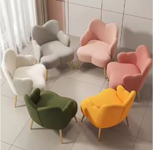 Chaise canapé simple Ensemble de chaises de salon modernes Mobilier de salon Chaise de luxe en cuir synthétique pour le salon de luxe - Product Image 6