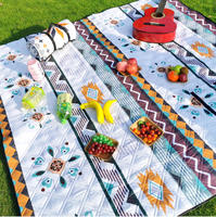 Tapis de pique-nique extra large 3x4M, épais et imperméable, couverture de camping pliable avec sangle de transport pour la plage, l'herbe et l'extérieur