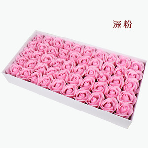 Bouquet de fleurs de savon à trois niveaux avec des fleurs artificielles de rose et de nénuphar pour la Saint-Valentin - Product Image 3