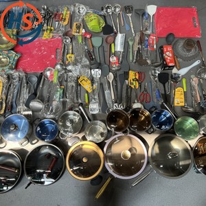 Ensemble de batterie de cuisine Bateria avec poignées amovibles, casseroles et poêles empilables en granit Iquique Port, conteneur 40HQ, vente en gros directe d'usine - Product Image 1
