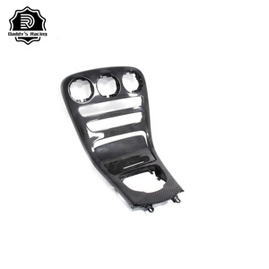 Bảng Điều Khiển Trung Tâm Sợi Cacbon Thay Thế Bảng Điều Khiển Phù Hợp Cho MB W205 C63 C-Class C200 C300 C180 C43 Trang Trí Nội Thất Chất Lượng Cao - Product Image 4