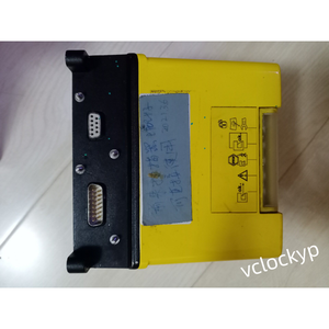Escáner Láser Leuze Electronic ROTOSCAN RS4-4E RS4-4E/P2 Usado - Product Image 1