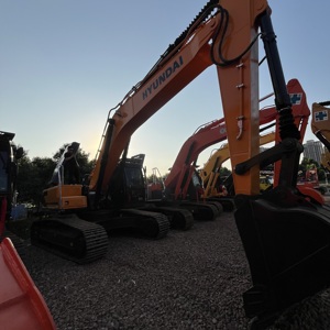 Excavadora Usada Hyundai HX340HD de 34 Toneladas, Excavadora de Cadenas Coreana de Segunda Mano, Máquina de Construcción y Minería a Precio Económico en Venta - Product Image 3