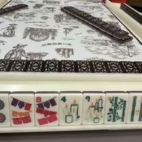 Jeu de Mahjong Acrylique Personnalisé 3 Couches 2026, 160 Tuiles à Motif Mexicain Jour des Morts, Idéal pour Cadeau de Fêtes et Jeu de Table