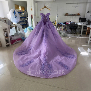 Robe de soirée longue en organza violet, style robe de bal, avec traîne chapelle, broderies florales appliquées, perles et dentelle de cristal Lsany24 - Product Image 3