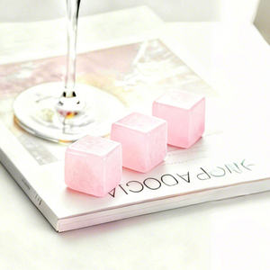 Pierres à whisky en quartz rose - Cubes réutilisables pour refroidir l'<span class=keywords><strong>alcool</strong></span> <span class=keywords><strong>sans</strong></span> diluer, gardez votre <span class=keywords><strong>boisson</strong></span> froide <span class=keywords><strong>sans</strong></span> diluer - Product Image 4