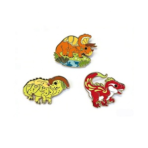 <span class=keywords><strong>Prix</strong></span> d'usine – Épingles de revers personnalisées en émail dur plaqué or, forme mini banane avec visage souriant - Product Image 4