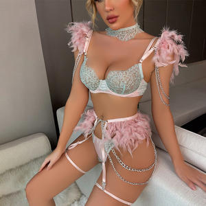 Conjunto de lencería de plumas de 3 piezas para mujer, ropa interior delicada, conjunto de sujetador de encaje transparente sexy con cadena, disfraces eróticos de lujo - Product Image 1
