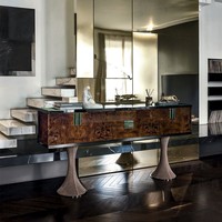 Meuble bar haut de gamme - Finition ébène foncé - Étagères en verre intégrées - Pour un divertissement à domicile de luxe - Armoire à vin