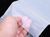 Sac auto-adhésif entièrement biodégradable pour la protection de l'environnement, sac mat pour la logistique express, idéal pour l'emballage de vêtements et de pantalons.
