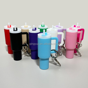 PVC plastique tasse porte-clés pendentif gobelet tasse porte-clés pour sac <span class=keywords><strong>à</strong></span> dos et <span class=keywords><strong>rouge</strong></span> <span class=keywords><strong>à</strong></span> lèvres cristal porte-clés pour cadeaux - Product Image 3