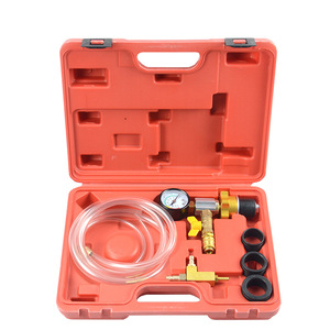 Kit de herramientas de vacuómetro para automóvil con adaptadores y manguera para reparación mecánica automotriz en estuche rígido - Product Image 1