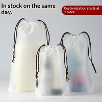 Sac de rangement en PEVA mat avec cordon de serrage pour vêtements, chaussures, chaussettes, jouets en peluche - Emballage anti-poussière