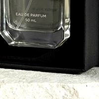 Boîte à parfum rigide noire magnétique de luxe sur mesure, style livre, boîte fermée, présentation pour emballage de parfum personnalisé