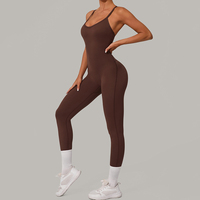 Combinaison de sport et yoga ajustée pour femme avec boucle réglable, taille croisée et effet liftant des hanches, vente en gros