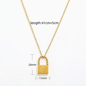 Fenny venta al por mayor 18K PVD plateado moda diseñador creativo cuerda amor corazón colgante choke cadena collar de acero inoxidable para mujeres - Product Image 4