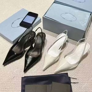 Sandales à talons élégantes et sexy en cuir verni de luxe pour femmes, à bout pointu, chaussures habillées à la mode pour dames - Product Image 5