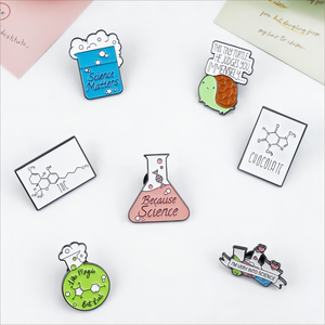 Pin esmaltado de ciencia completa, insignia de Metal de café de laboratorio de ADN de dibujos animados, broche duro para Profesor, Pin de solapa personalizado para escuela, regalo para estudiante - Product Image 4
