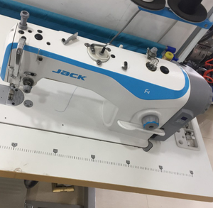 Machines à <span class=keywords><strong>coudre</strong></span> industrielles <span class=keywords><strong>Jack</strong></span> <span class=keywords><strong>F4</strong></span> à aiguille unique à entraînement direct Blanc 98 <span class=keywords><strong>Machine</strong></span> à <span class=keywords><strong>coudre</strong></span> informatisée <span class=keywords><strong>Prix</strong></span> bas Original - Product Image 2