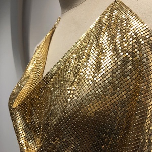 GC006 Golden Women senza schienale scollo a catenina con paillettes maglia di maglia in metallo per Mini abito da festa - Product Image 5