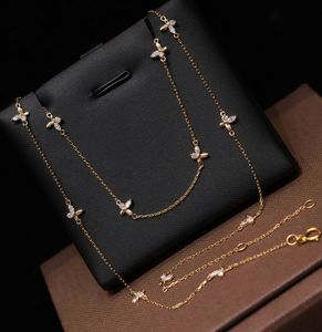 Collar de Mariposa de Oro de 18K con Diamantes de Laboratorio, Diseño Delicado y Apilable, Gema Libre de Conflictos, Joyería Minimalista para Mujer - Product Image 1