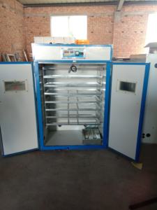Incubadora Automática de Huevos 1232 con Alta Tasa de Eclosión para Uso Agrícola para Emúes, Gansos, Avestruces y Pavos - Product Image 5