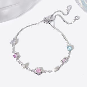 Bracelet chaîne plaqué or en forme de fleur avec zircon et perle d'imitation pour femme, style mignon, cadeau - Product Image 2
