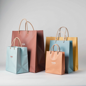 Bolsa de Compras de Papel Kraft Marrón Lisa con Impresión Personalizada, Bolsas de Papel con Asas de Cuerda Trenzada y Logotipo Propio - Product Image 2