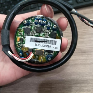 Bộ mã hóa động cơ servo <span class=keywords><strong>NH4</strong></span>-17LS65CZT <span class=keywords><strong>NH4</strong></span>-17LS65CAM đầu ra ổn định trong kho - Product Image 3