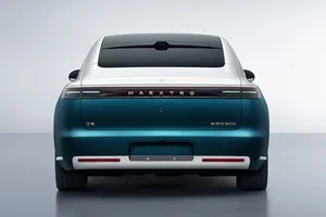 Maextro <span class=keywords><strong>S800</strong></span> 2026, Sedán de Lujo de Diseño Exclusivo |   780 km de autonomía en modo eléctrico / 1200 km de autonomía en modo híbrido |   6 LiDARs |   Suspensión Activa de 800V - Product Image 4