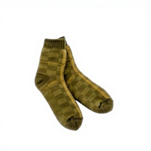 Wholesale <b>Men's</b> Casual Anti-Slip Summer <b>Thick</b> Knitted Cotton Crew <b>Socks</b> - Product Image 3