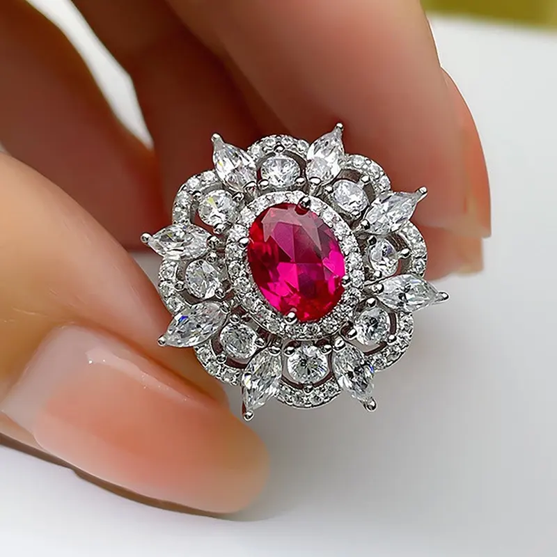 S925 Sterling Silver Oval Cut Ruby Diamond Ring Female Luxury Stone Ring Bijoux en argent