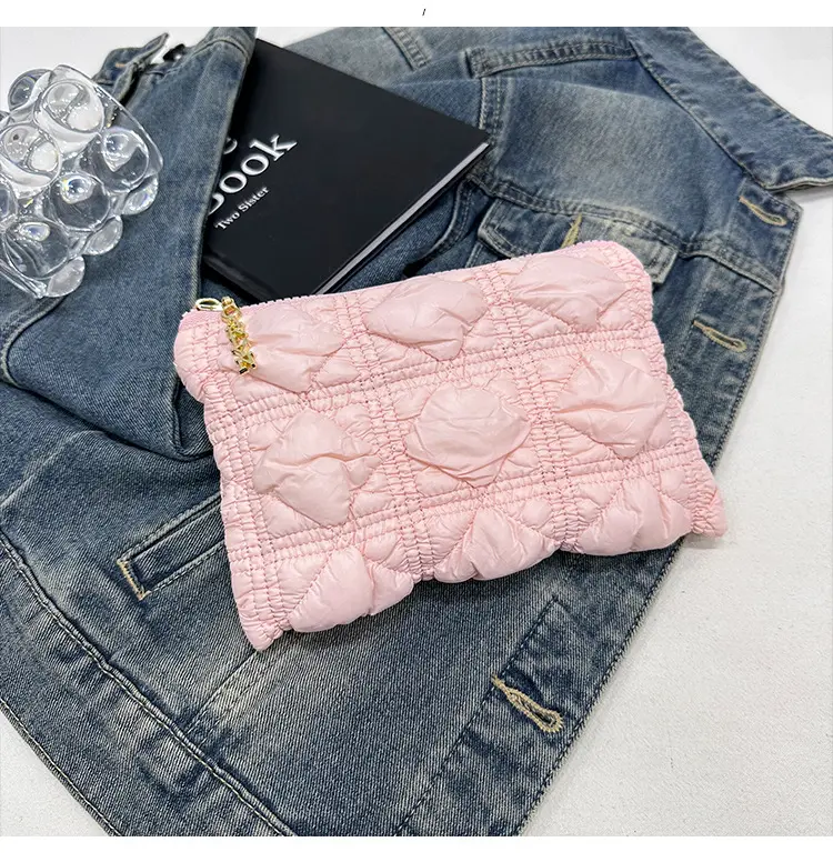 Özel Logo tasarım kat Messenger Crossbody çanta moda bayanlar işlemeli iplik kontrol bozuk para cüzdanı