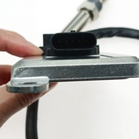 Sensor de NOx TB 24V SNS133B 5WK9 6733B para Sistema de Posttratamiento SCR de IVECO Eurocargo Citelis, 1 Año de Garantía