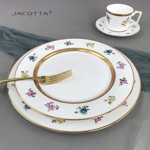 Juego de Vajilla de <span class=keywords><strong>Porcelana</strong></span> Fina Estilo Inglés para 6 Personas, <span class=keywords><strong>Platos</strong></span> de Cerámica de Lujo, Venta al por Mayor - Product Image 5