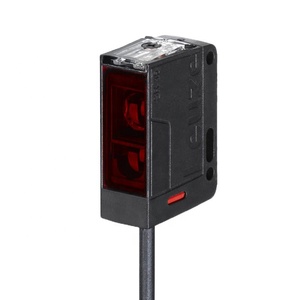 Original Leuze <b>Diffuse</b> Reflection Sensor HT3C PRK 18 / PRK 18/24 DL.46 SERIES - Product Image 1